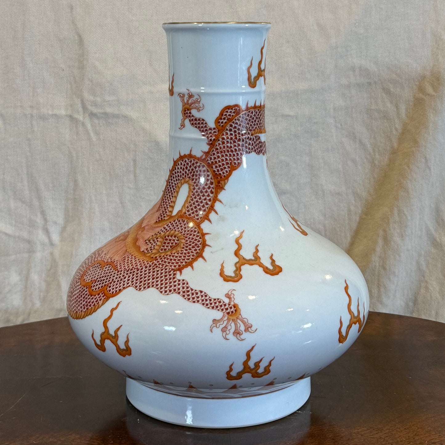 Qianlong Alum Red Gilt Dragon Vase