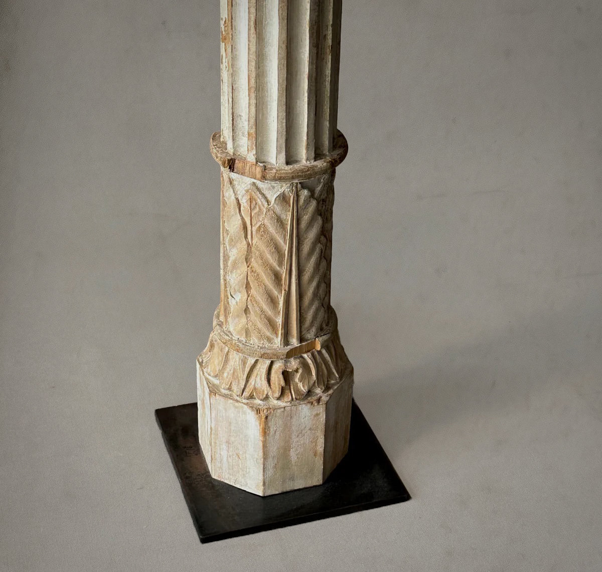 French carved wood column lamp with fluted shaft and acanthus leaf details, circa 1880
