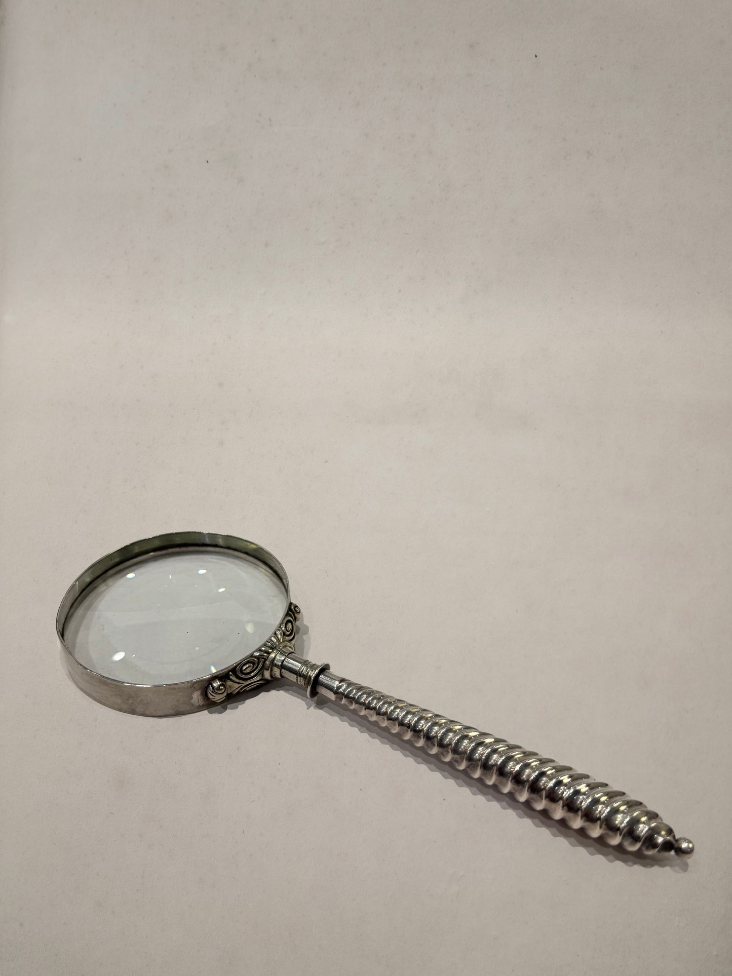 Vintage sterling silver magnifying glass with spiral handle