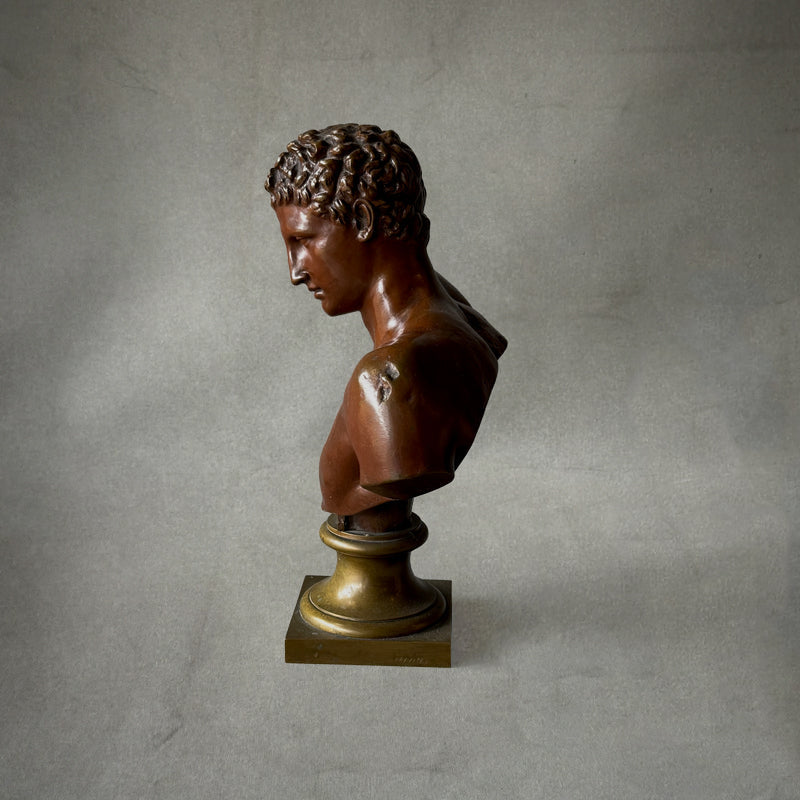 French neoclassical bronze bust of Hermes with brass socle, stamped Bronze Garanti au Titre Paris, circa 1900, side profile view