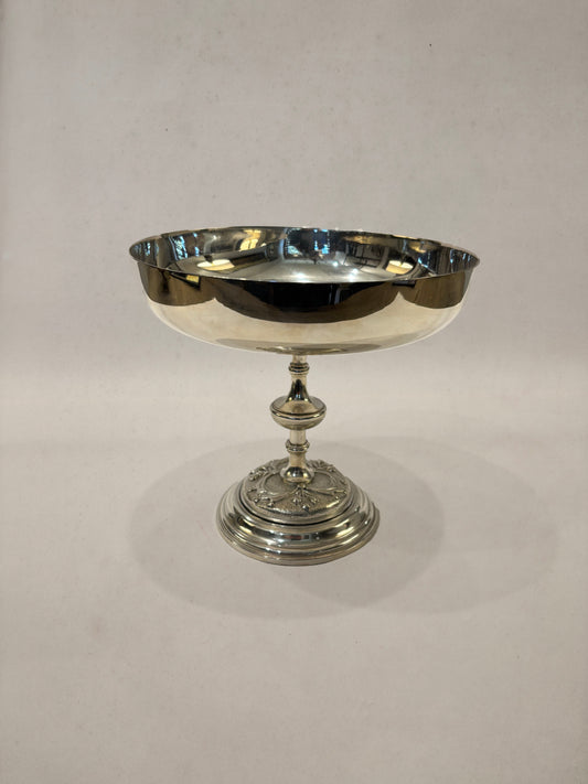Silverplate footed bowl with embossed medallion and floral motifs, England circa 1900
